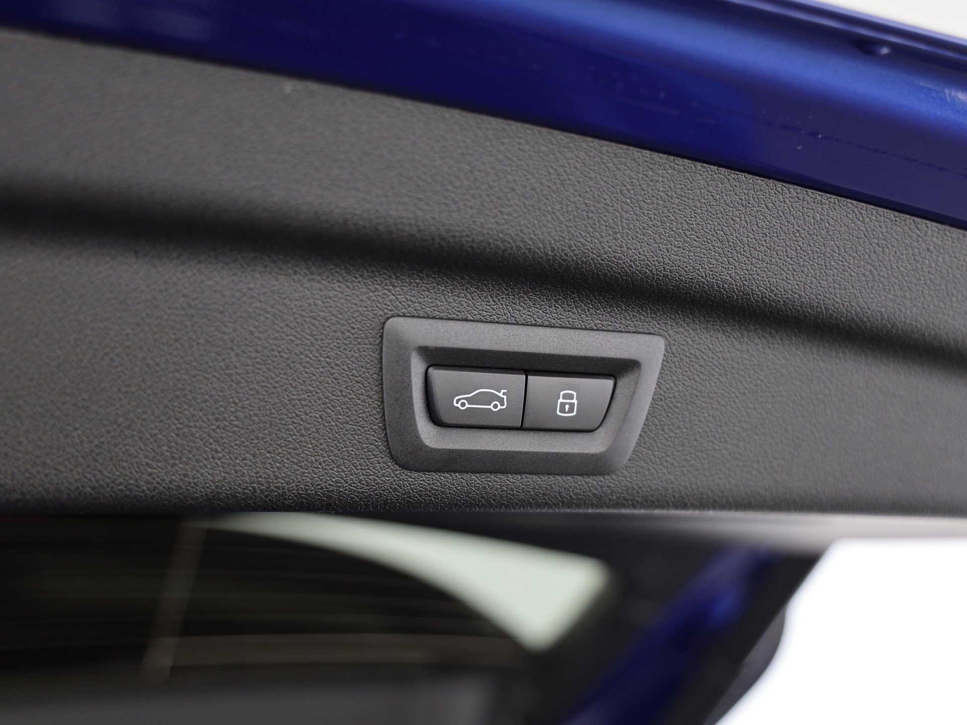 BMW 230e xDrive paddles Active Tourer-image-8