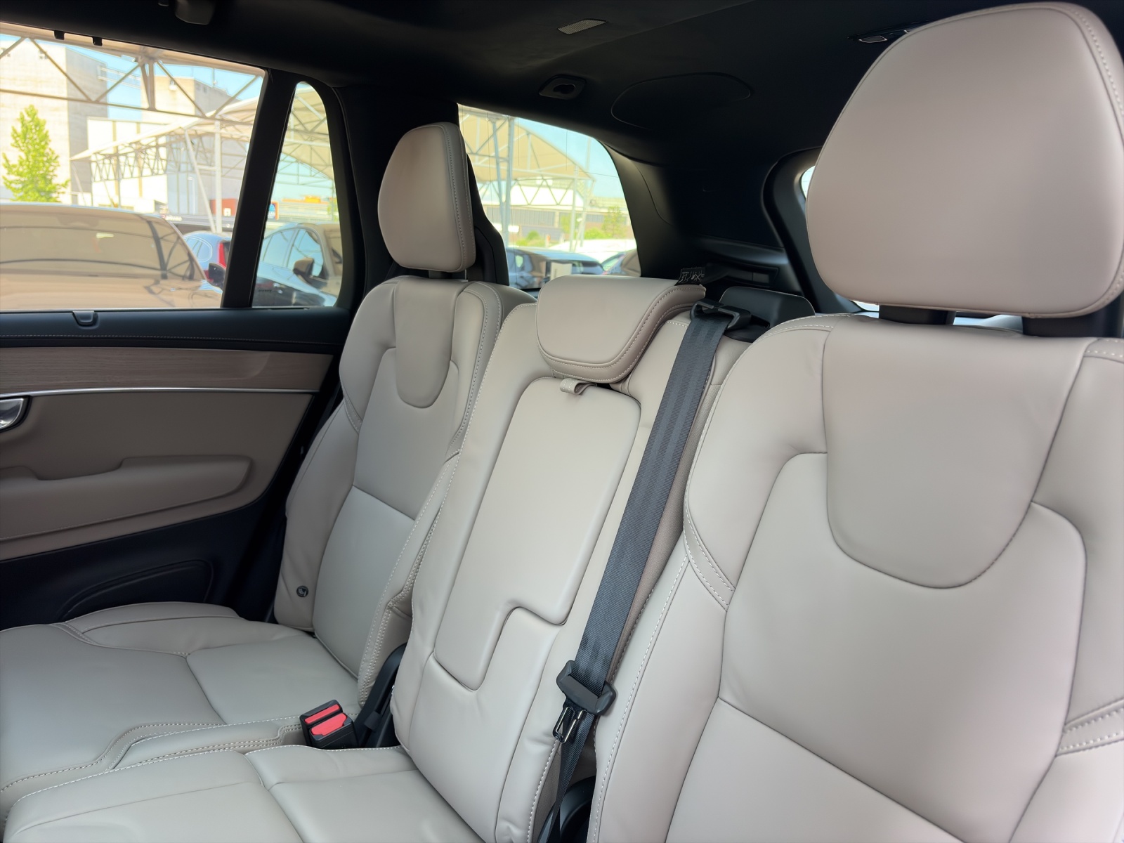 VOLVO XC90 2.0 T8 TE Ultra Bright eAWD-image-11