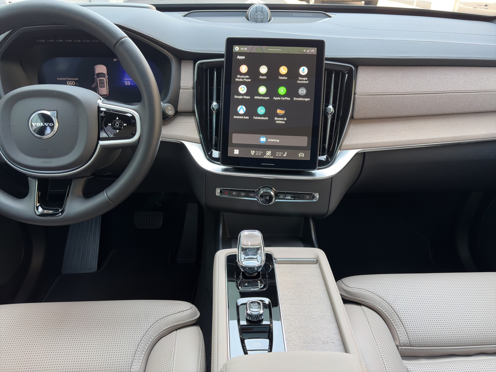 VOLVO XC90 2.0 T8 TE Ultra Bright eAWD-image-10