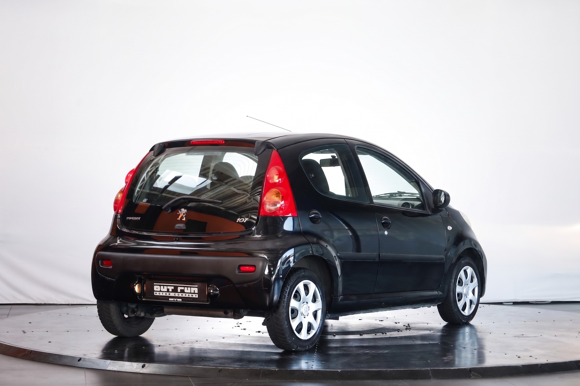 PEUGEOT 107 1.0 Trendy BMP5-image-4