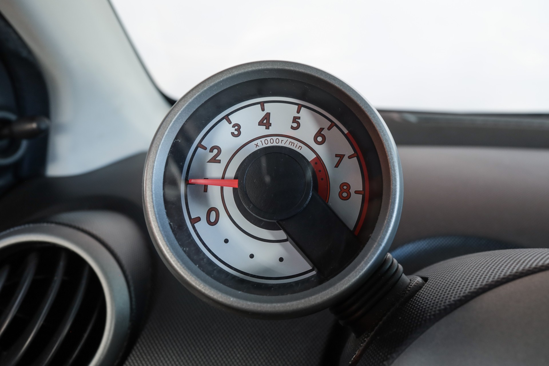 PEUGEOT 107 1.0 Trendy BMP5-image-18