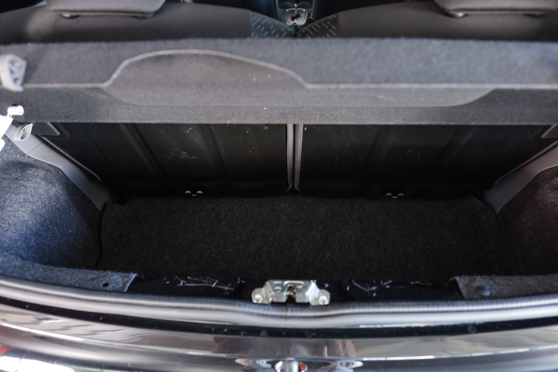 PEUGEOT 107 1.0 Trendy BMP5-image-12