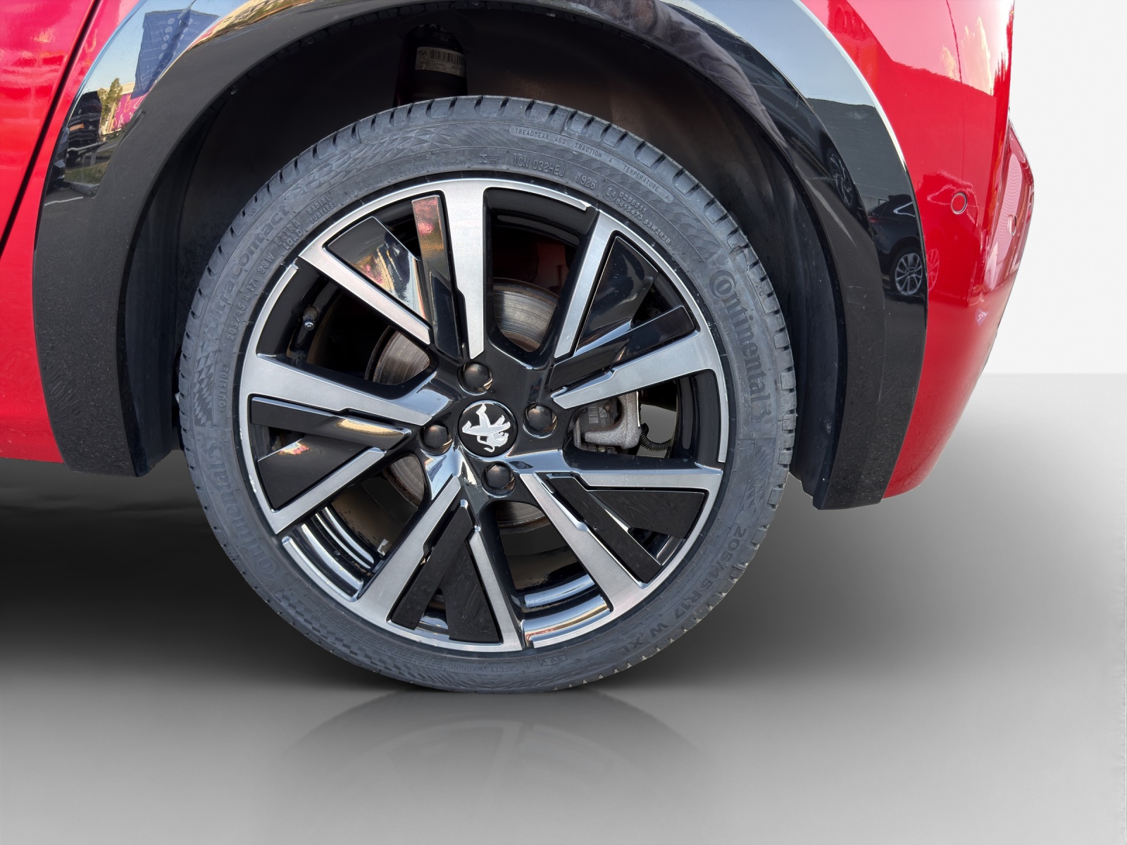 PEUGEOT 208 Elektrik GT-image-13
