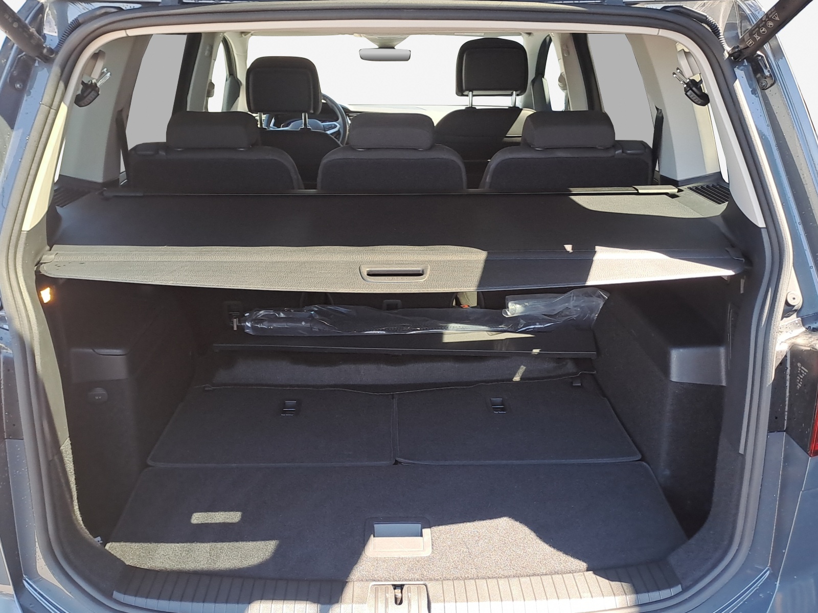 VW Touran 1.5 TSI EVO Highline DSG-image-12