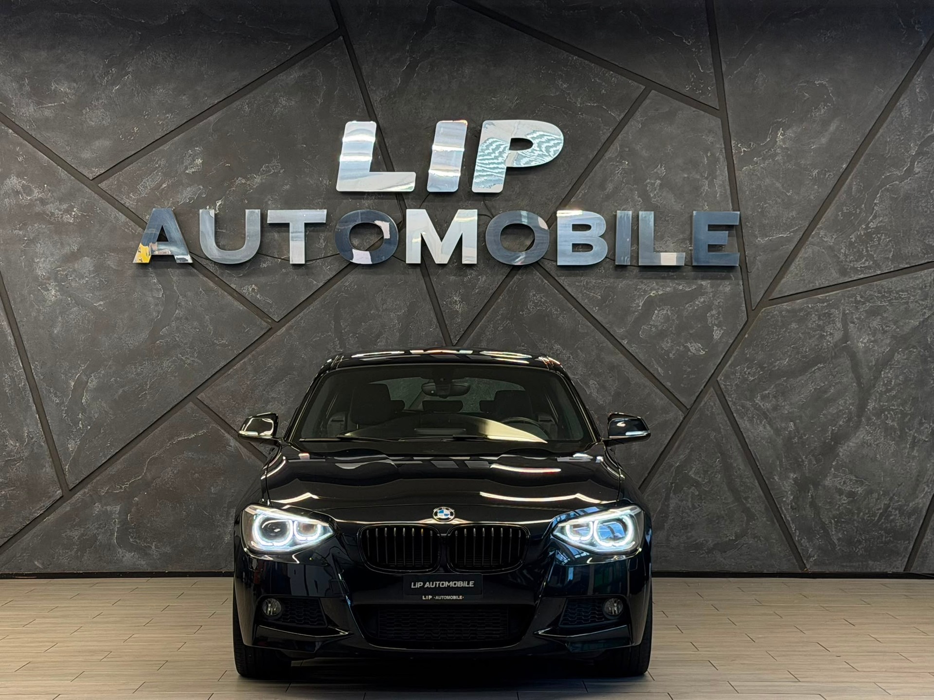 BMW 116i M Sport Steptronic-image-1
