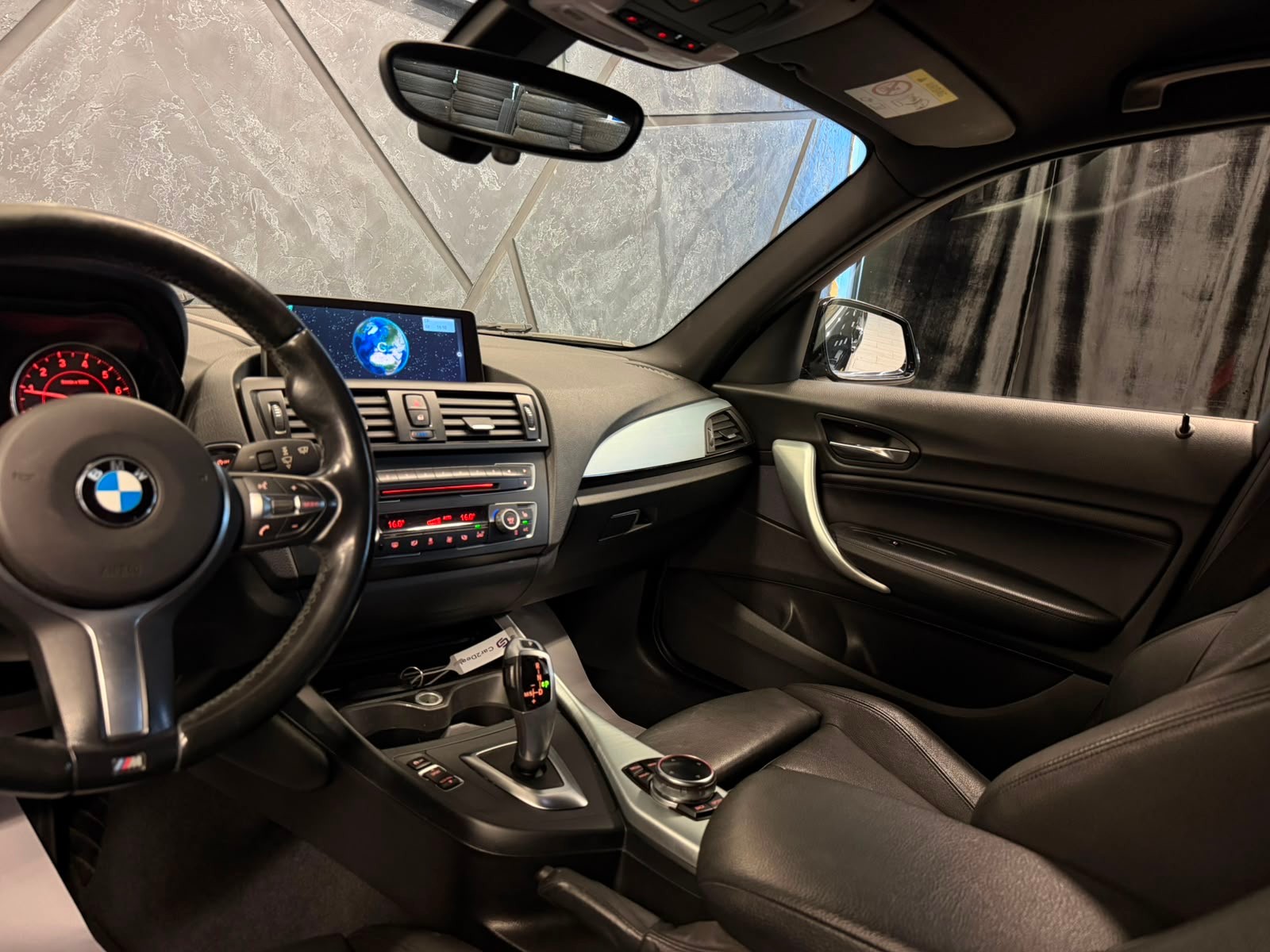 BMW 116i M Sport Steptronic-image-9