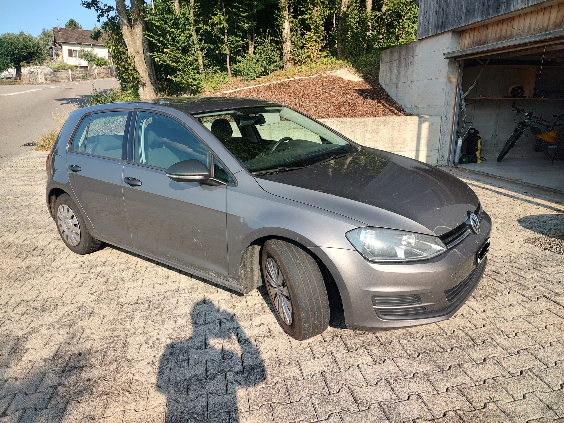 VW 1.2 TSI BlueMT Trendline-image-0