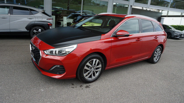 HYUNDAI i30 1.4 T-GDi Amplia-image-1