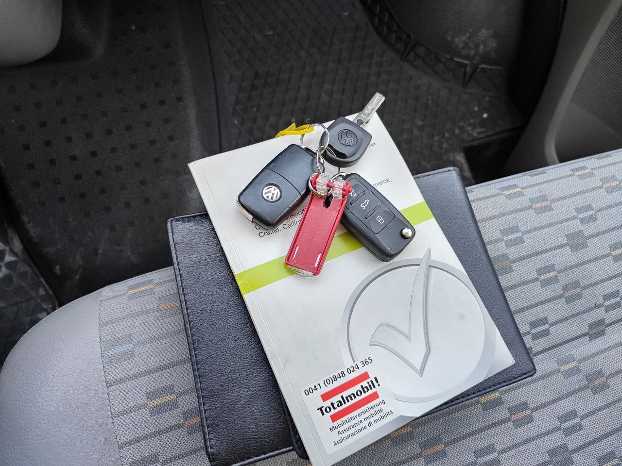 VW T5 2.0 TDI-image-11