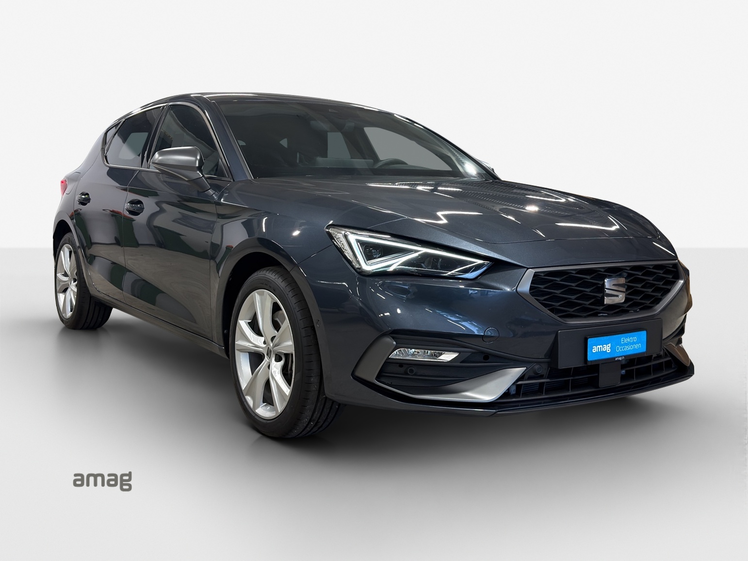 SEAT Leon 1.5 eHybrid pHEV DSG FR-image-5