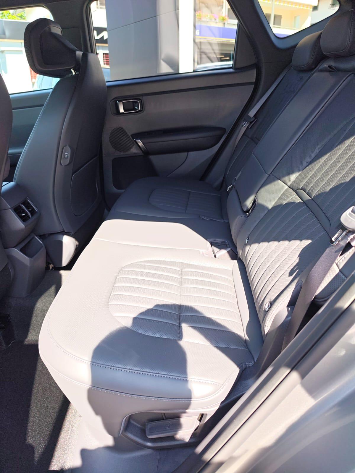 KIA Seltos 1.6 T-GDi X-Line-image-10