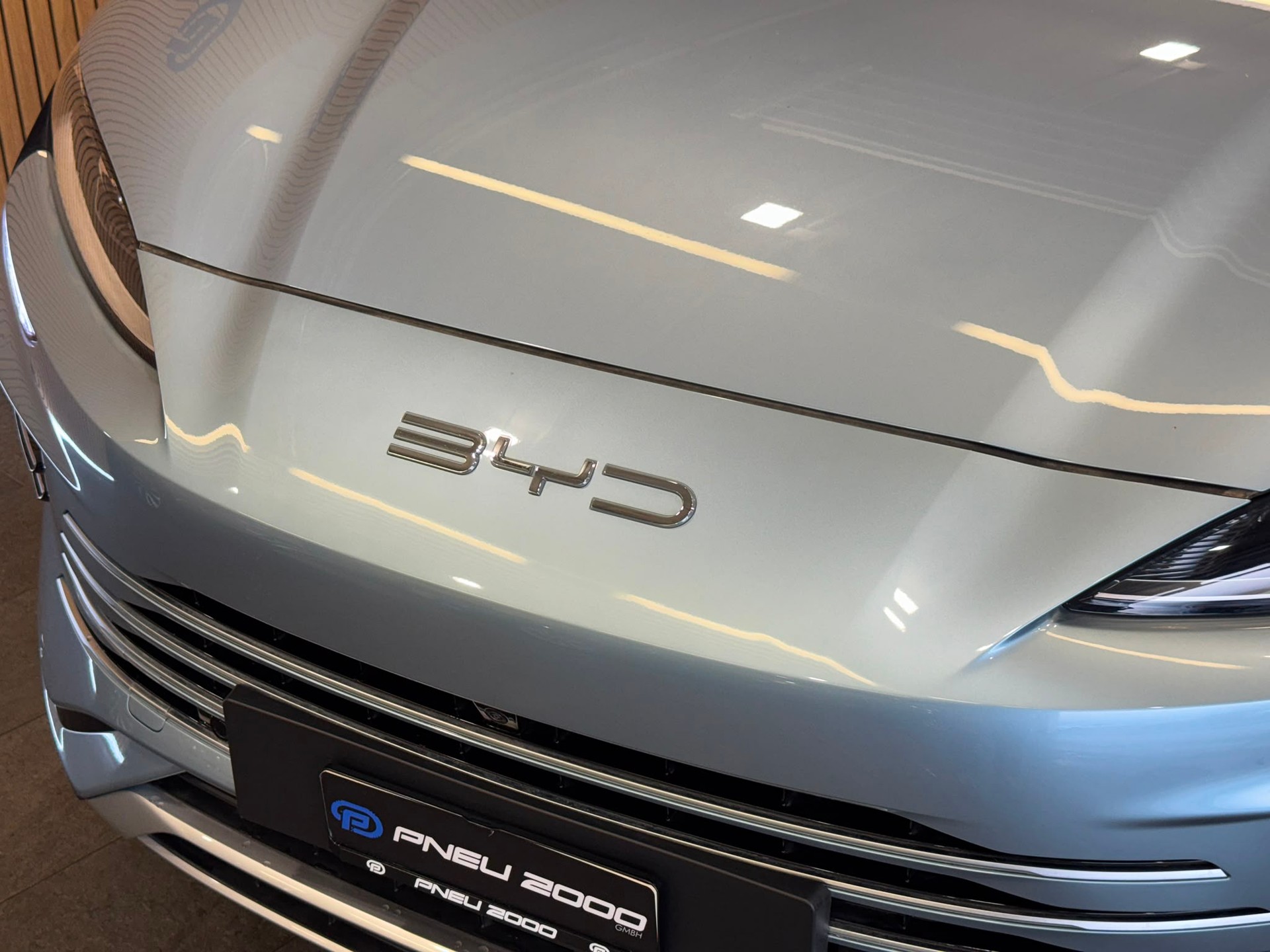 BYD Seal U DM-i Design AWD *Tian Qing*-image-2