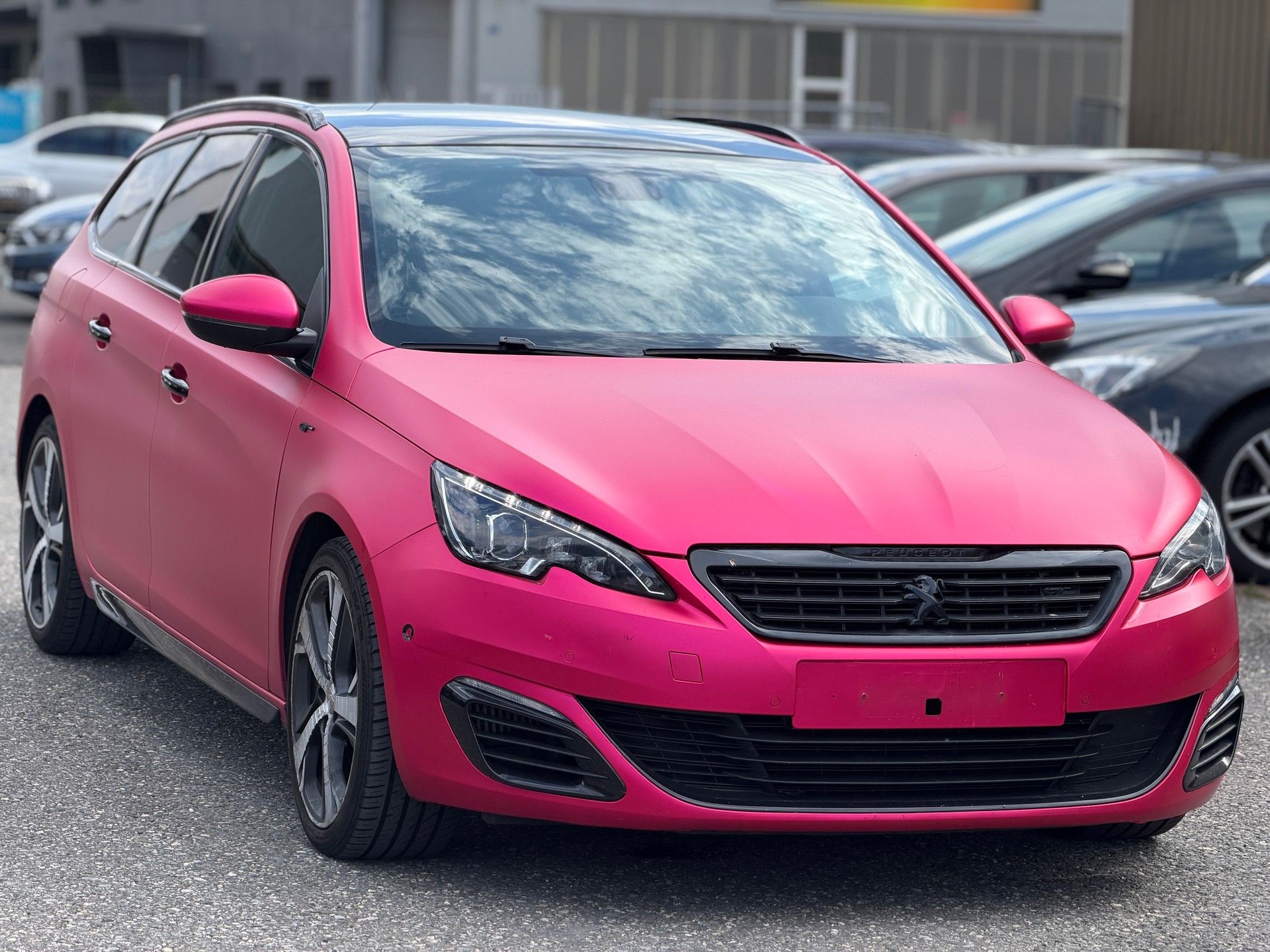 PEUGEOT 308 SW 2.0 BlueHDI GT Automatic-image-1