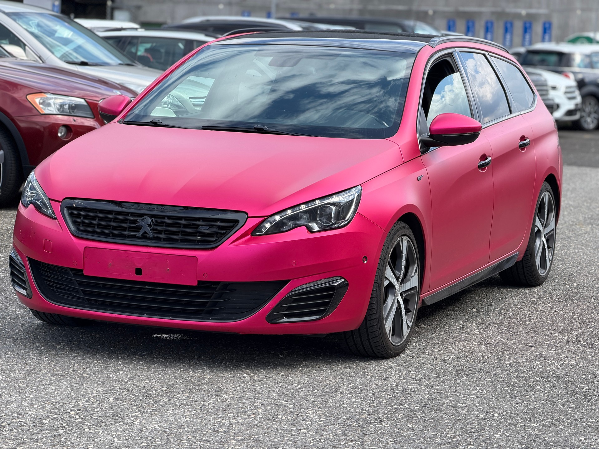 PEUGEOT 308 SW 2.0 BlueHDI GT Automatic-image-2