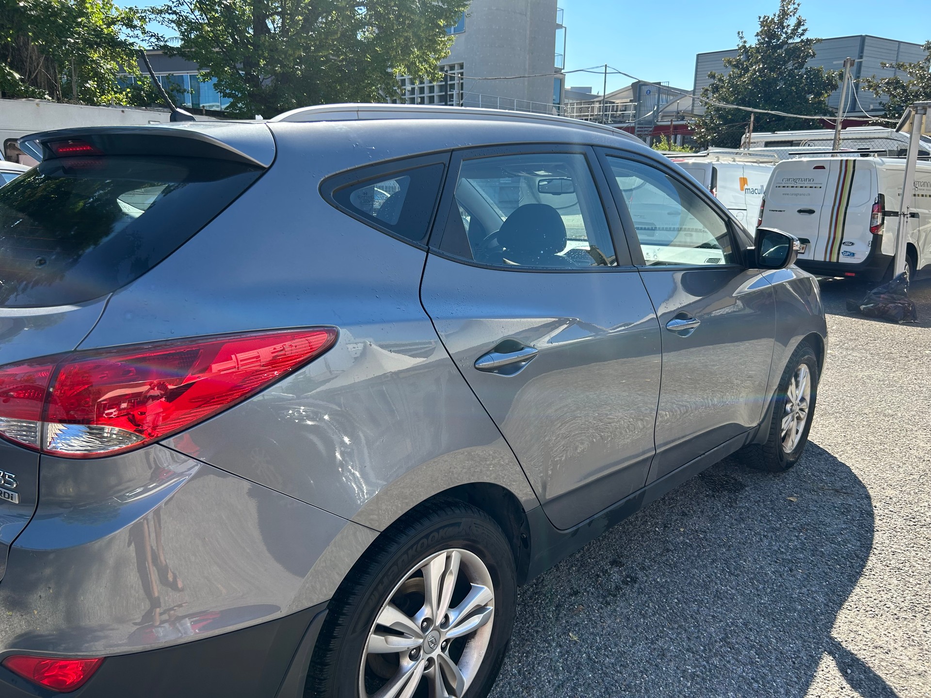 HYUNDAI iX 35 1.7 CRDi Style 2WD-image-6