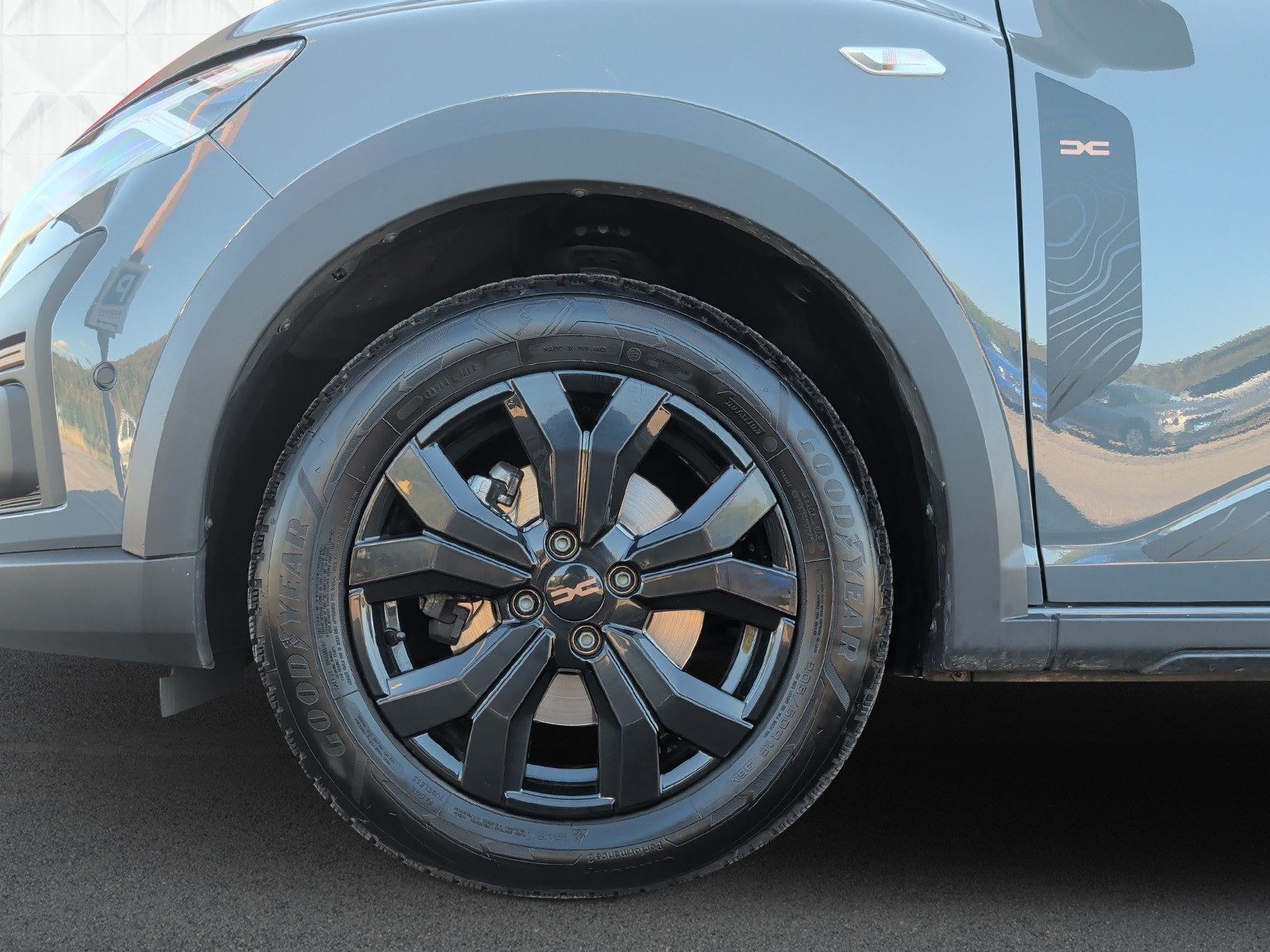 DACIA Jogger HEV 140 Extreme-image-7