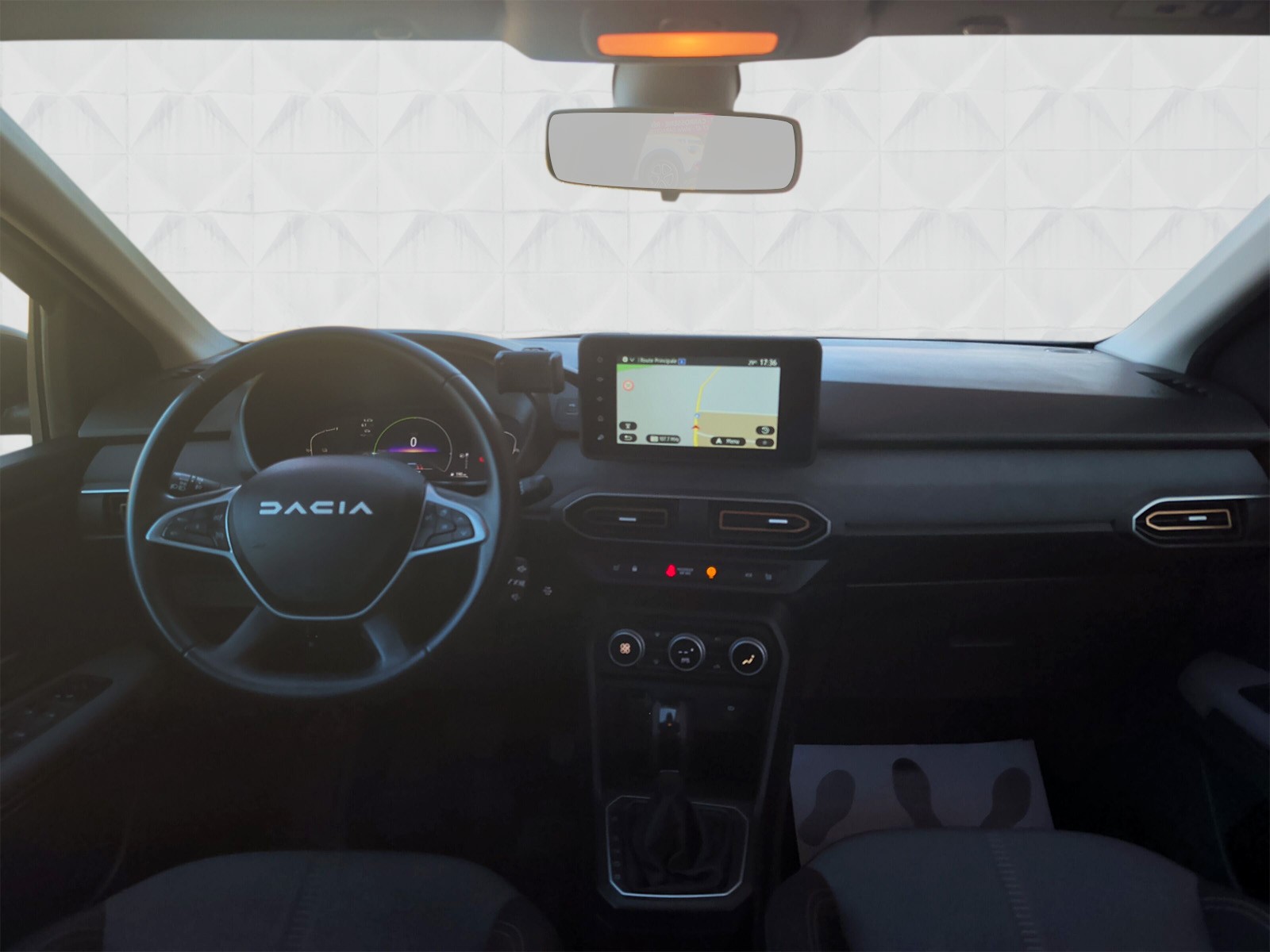 DACIA Jogger HEV 140 Extreme-image-9