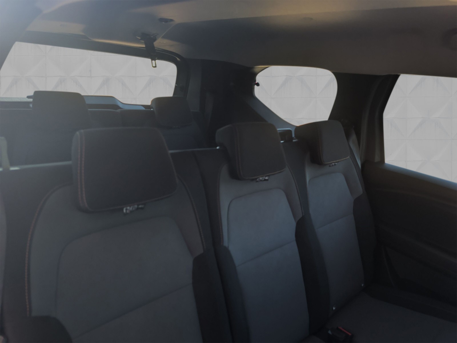 DACIA Jogger HEV 140 Extreme-image-11
