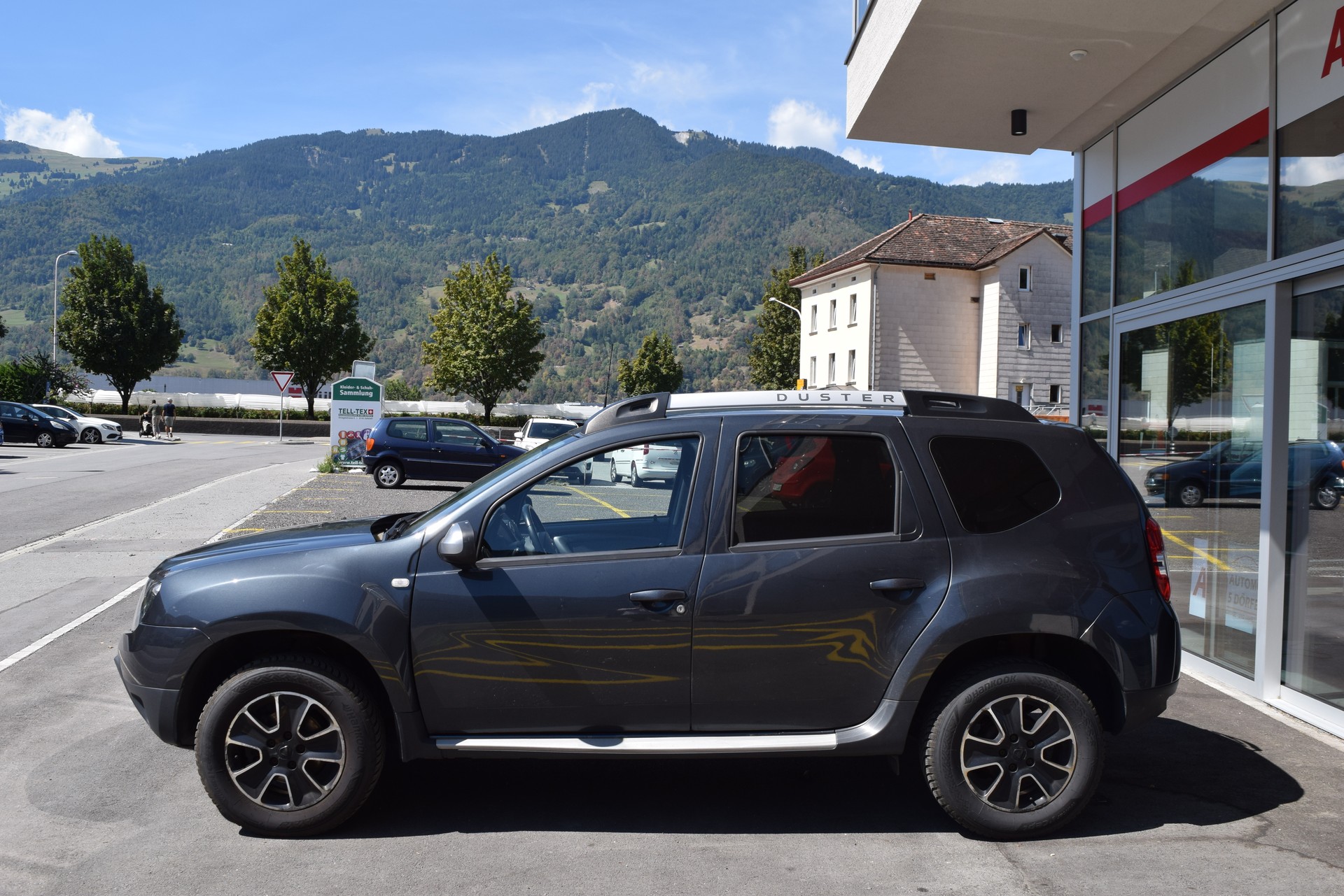 DACIA Duster 1.2 T Privilège 4x4-showroom-element-3