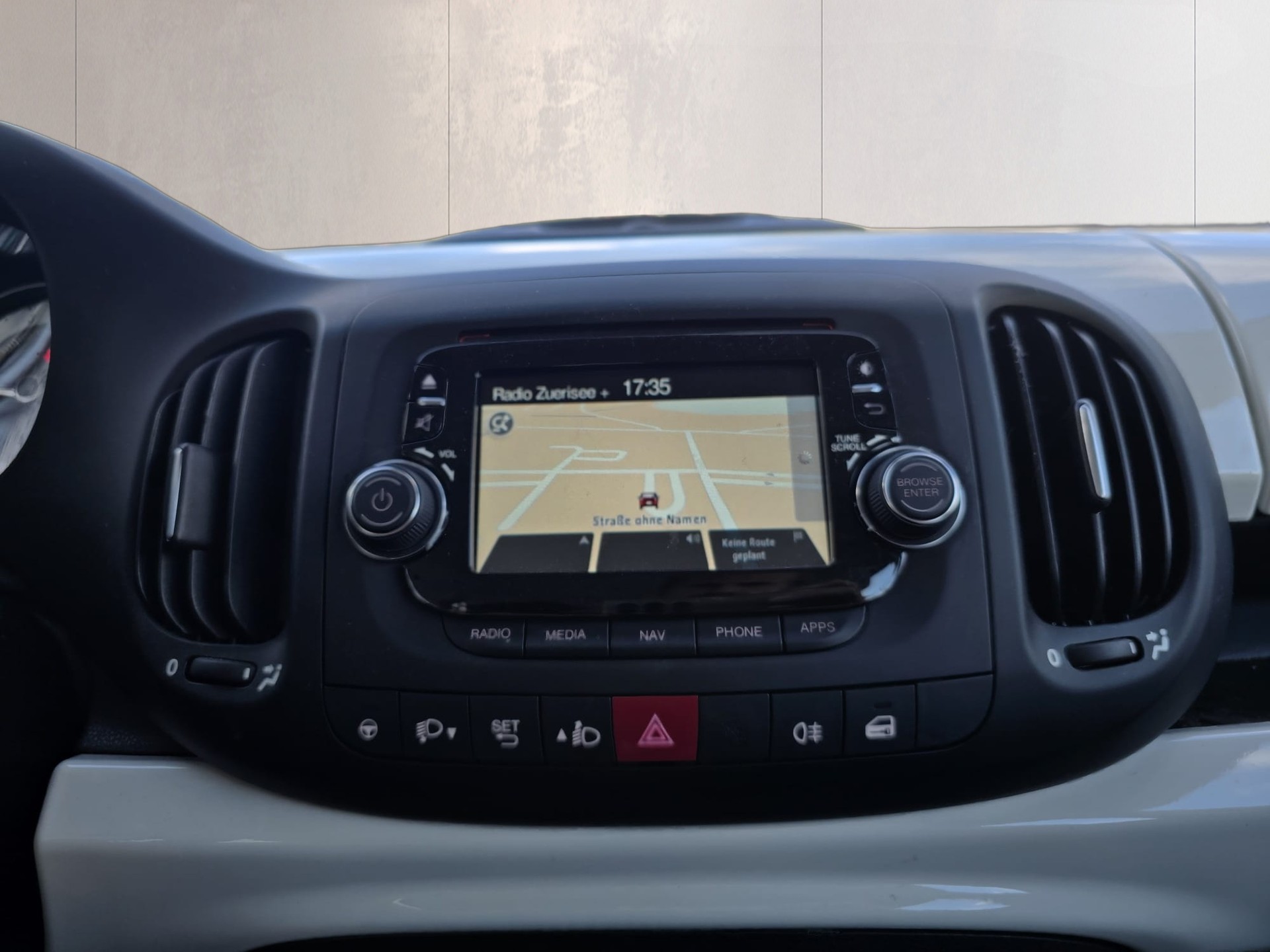 FIAT 500L 1.4 TB 16V Pop Star-image-10