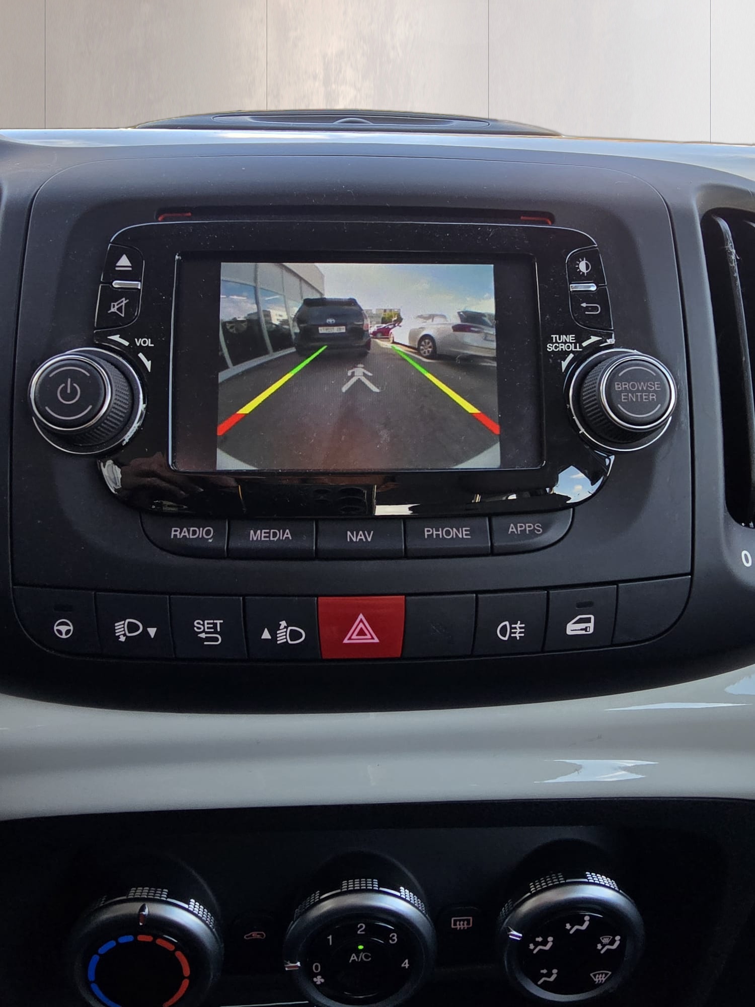 FIAT 500L 1.4 TB 16V Pop Star-image-11
