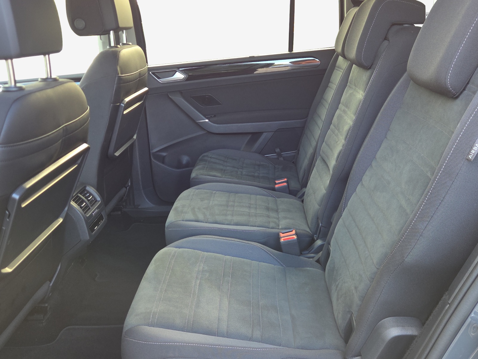 VW Touran 1.5 TSI EVO Highline DSG-image-11