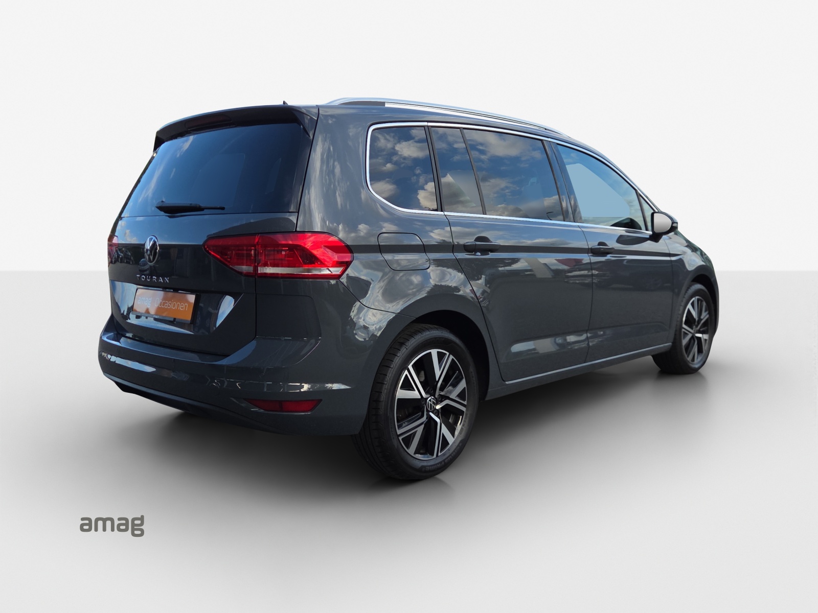 VW Touran 1.5 TSI EVO Highline DSG-image-4