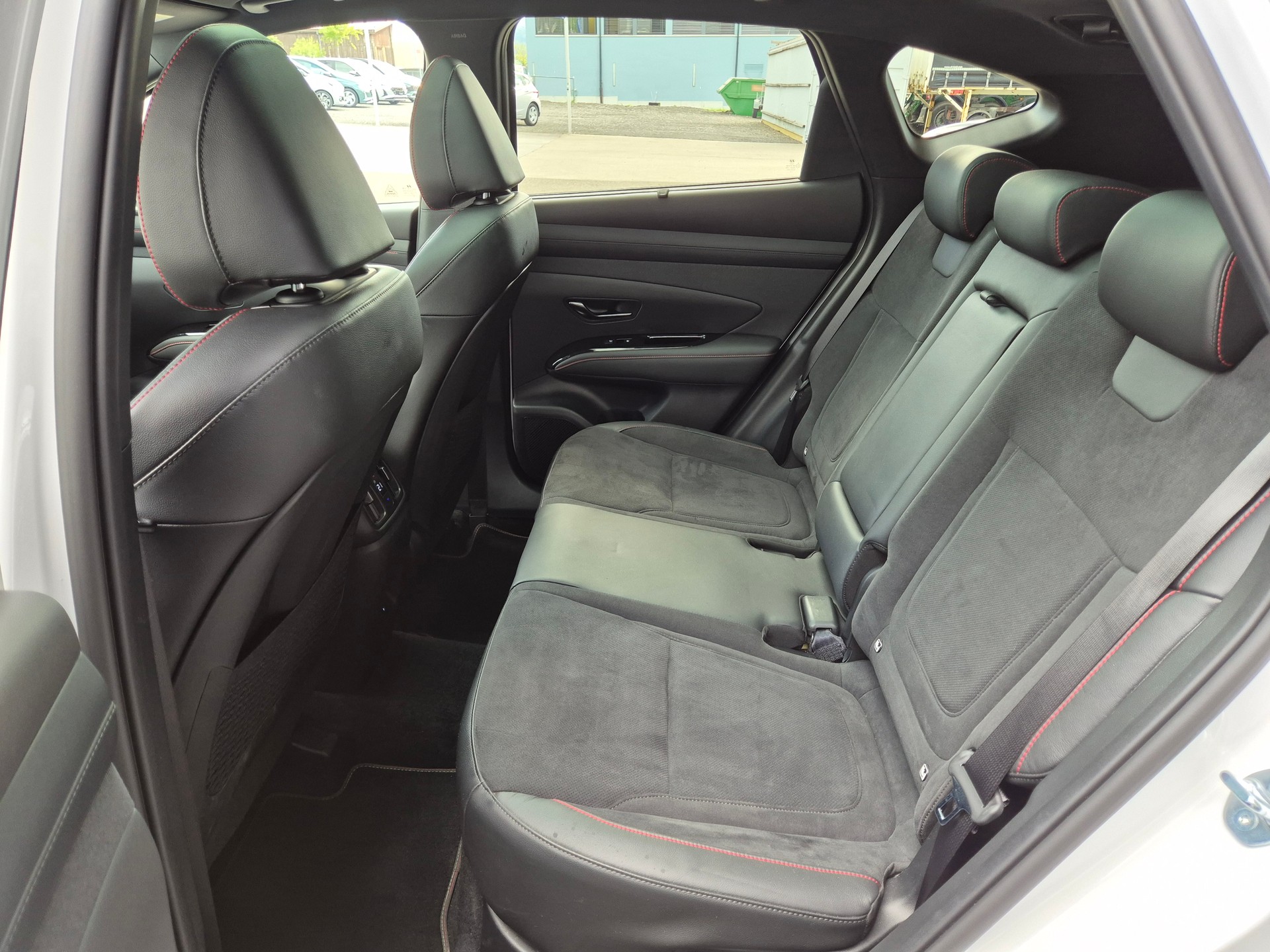 HYUNDAI Tucson 1.6 TGDI HEV N Line LUX pack 4WD-image-11
