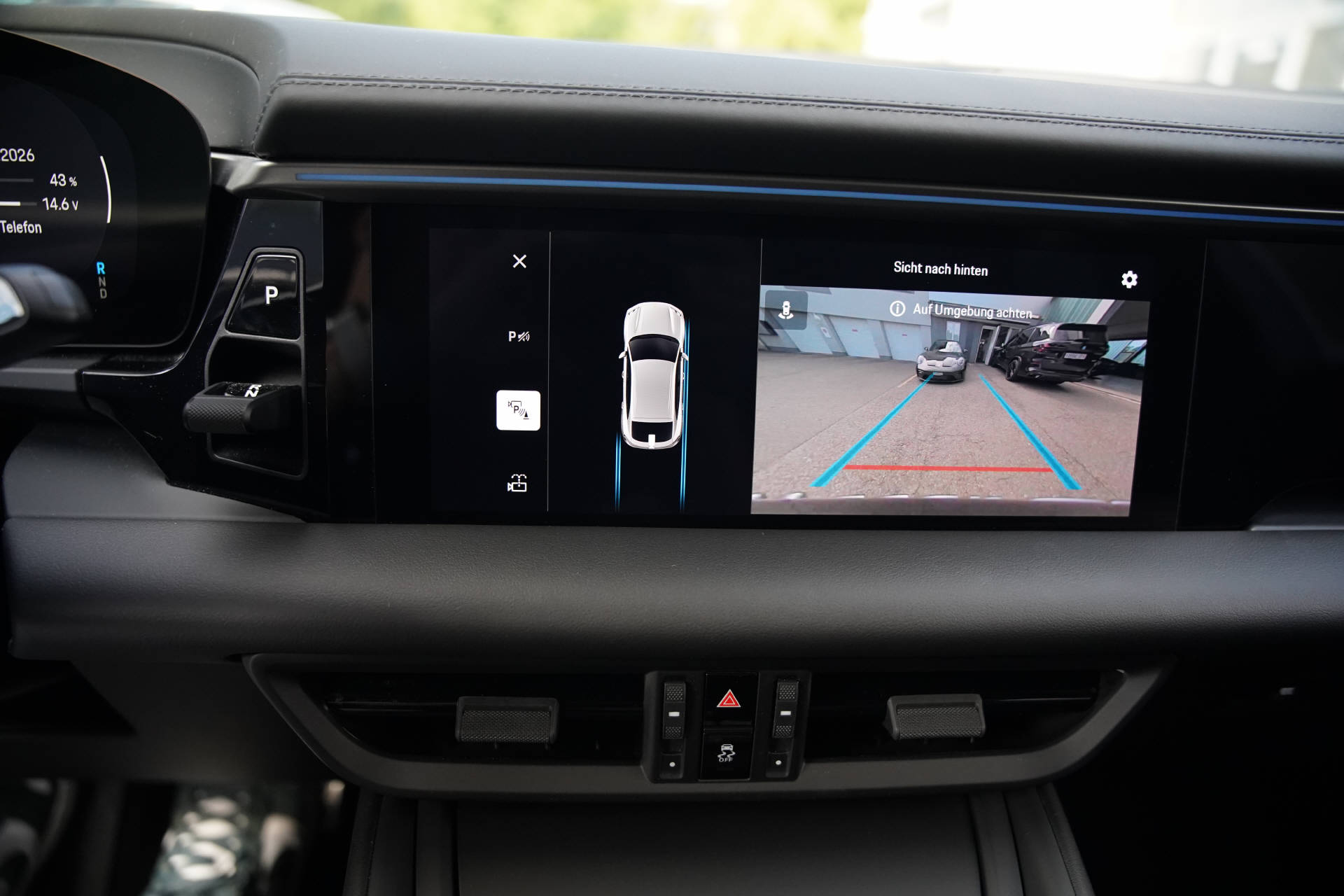 PORSCHE Macan 4S-image-14