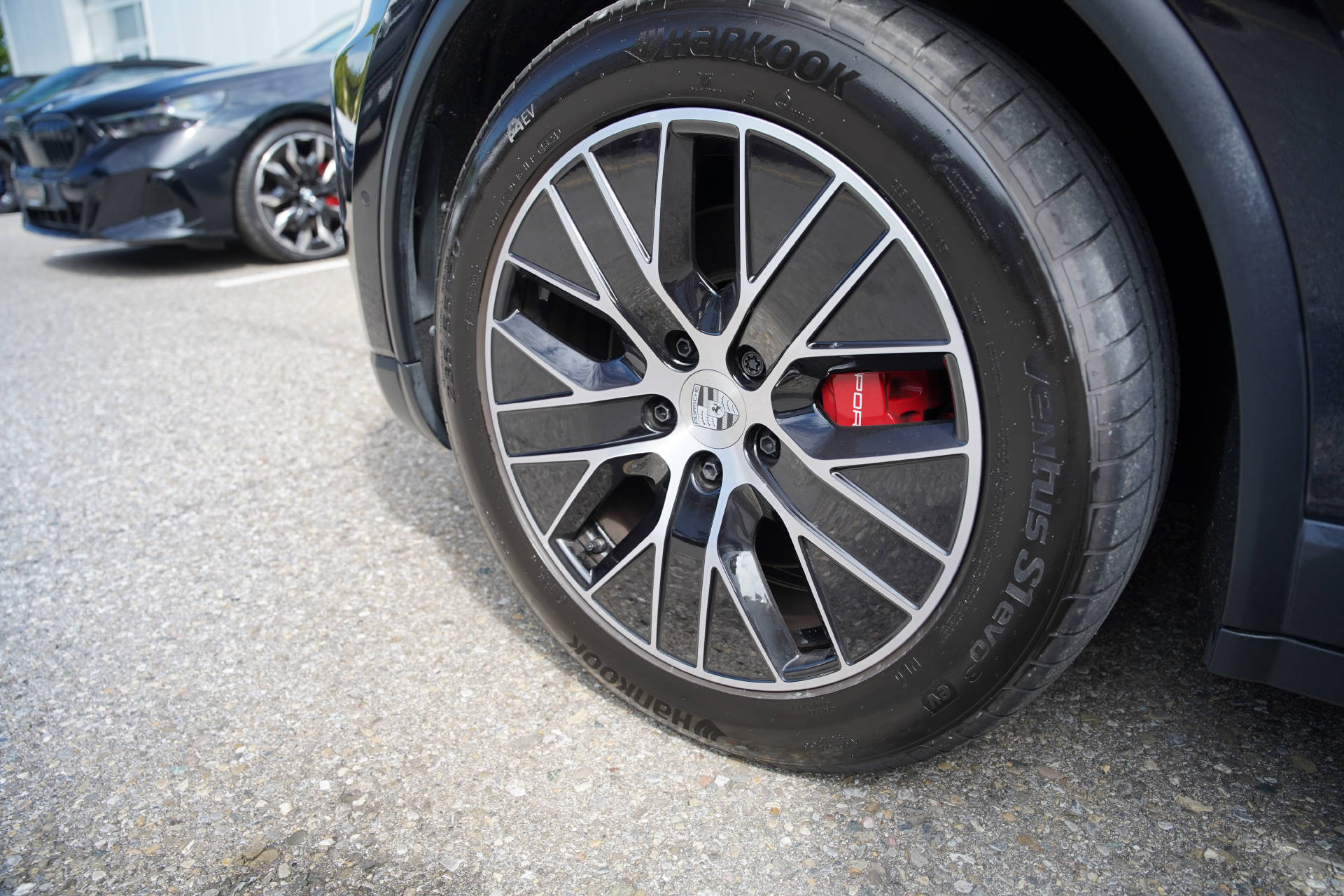 PORSCHE Macan 4S-image-5