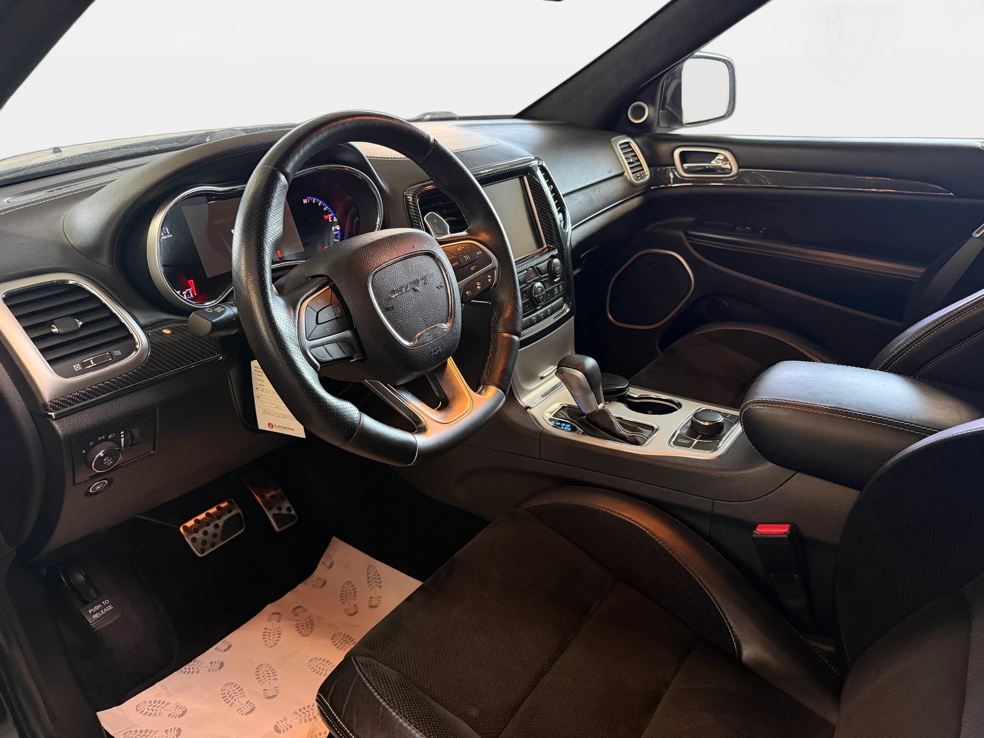 JEEP Grand Cherokee 6.4 V8 HEMI SRT8 Automatic | Frisch ab Service | Sternenhimmel | KW Federn-image-7
