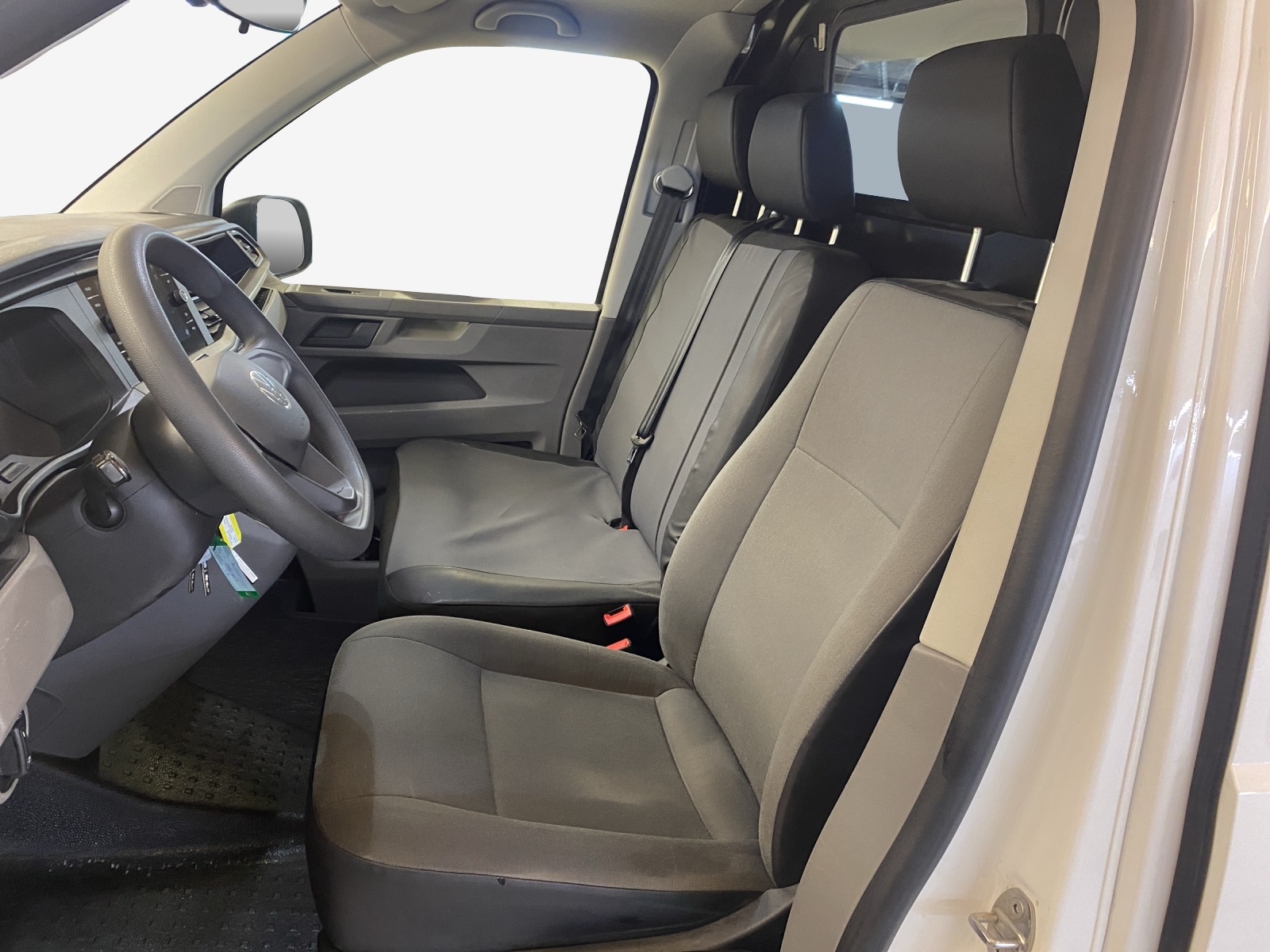 VW T6.1 2.0 TDI-image-11