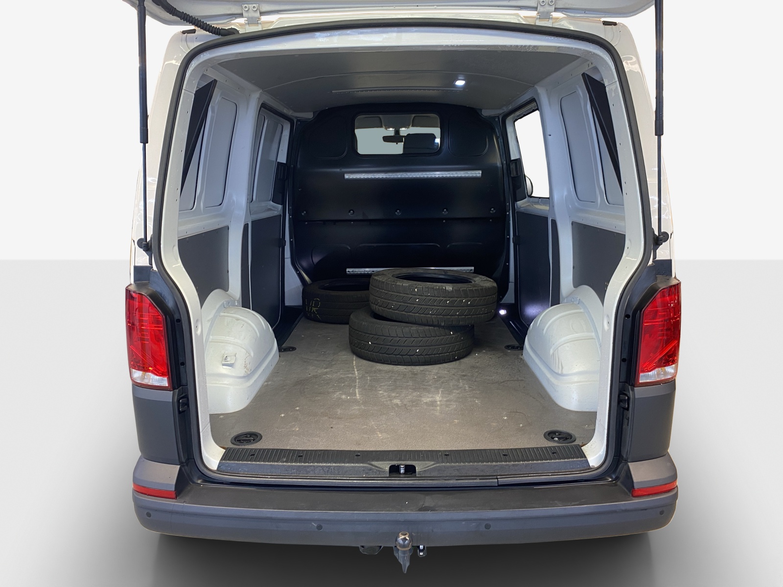 VW T6.1 2.0 TDI-image-12