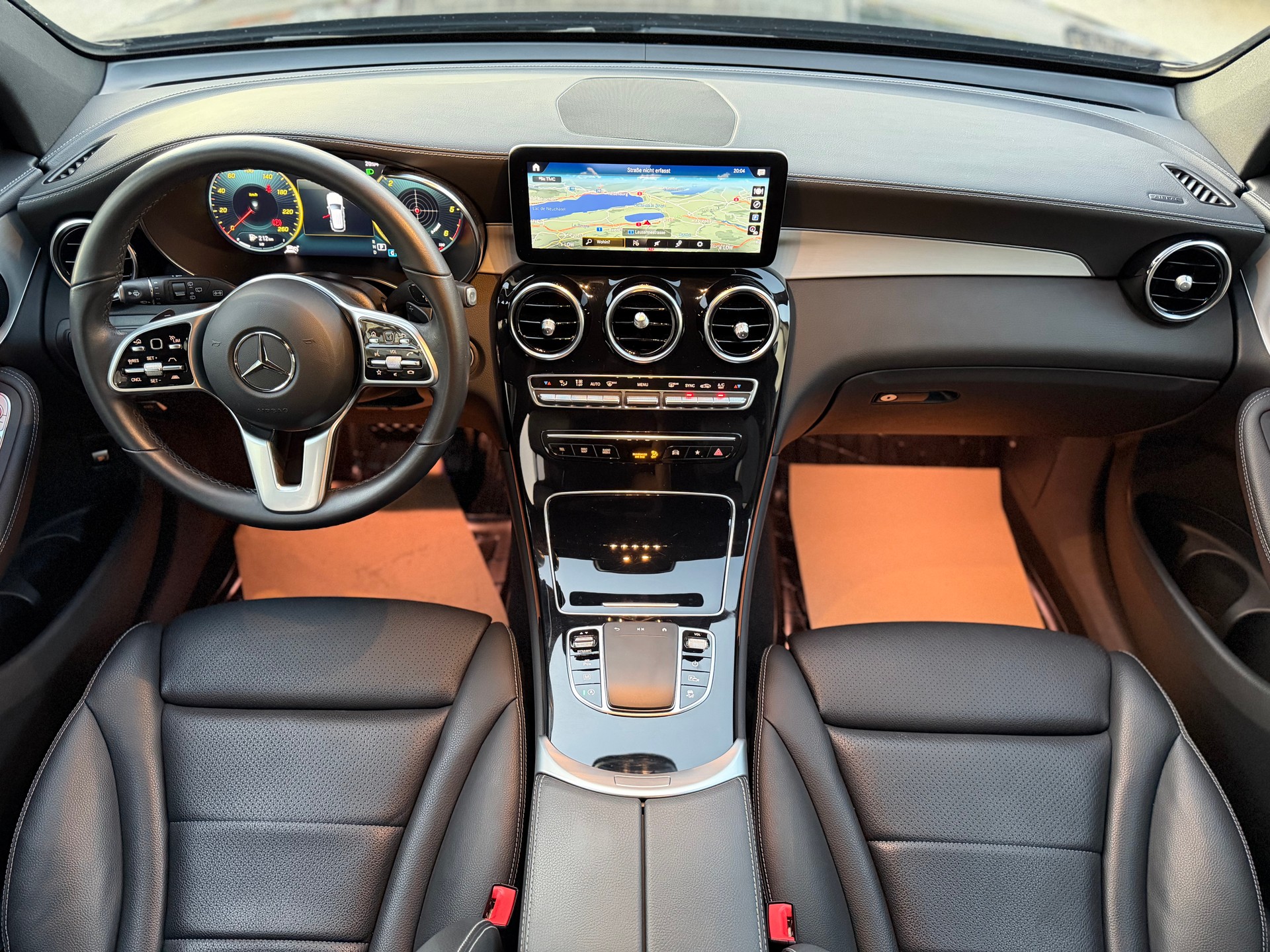 MERCEDES-BENZ GLC 220 d 4Matic 9G-Tronic-image-11