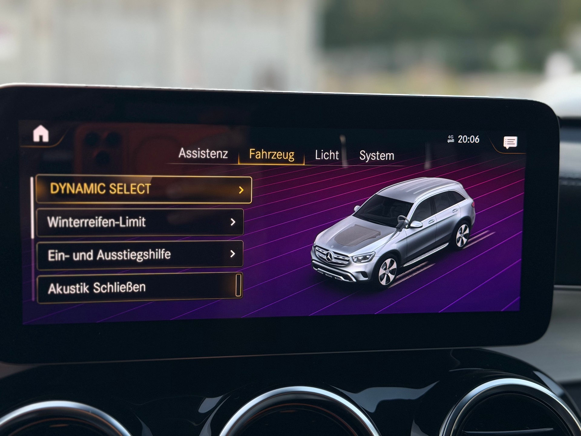 MERCEDES-BENZ GLC 220 d 4Matic 9G-Tronic-image-21