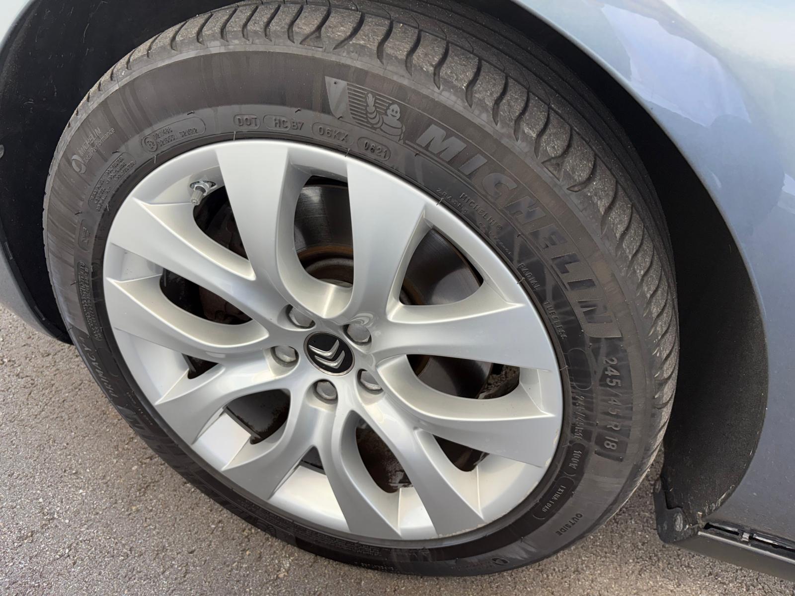 CITROEN C5 Tourer 2.2 HDi Exclusive Automatic-image-14