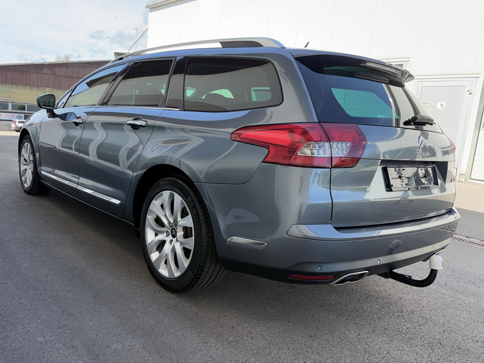 CITROEN C5 Tourer 2.2 HDi Exclusive Automatic-image-4