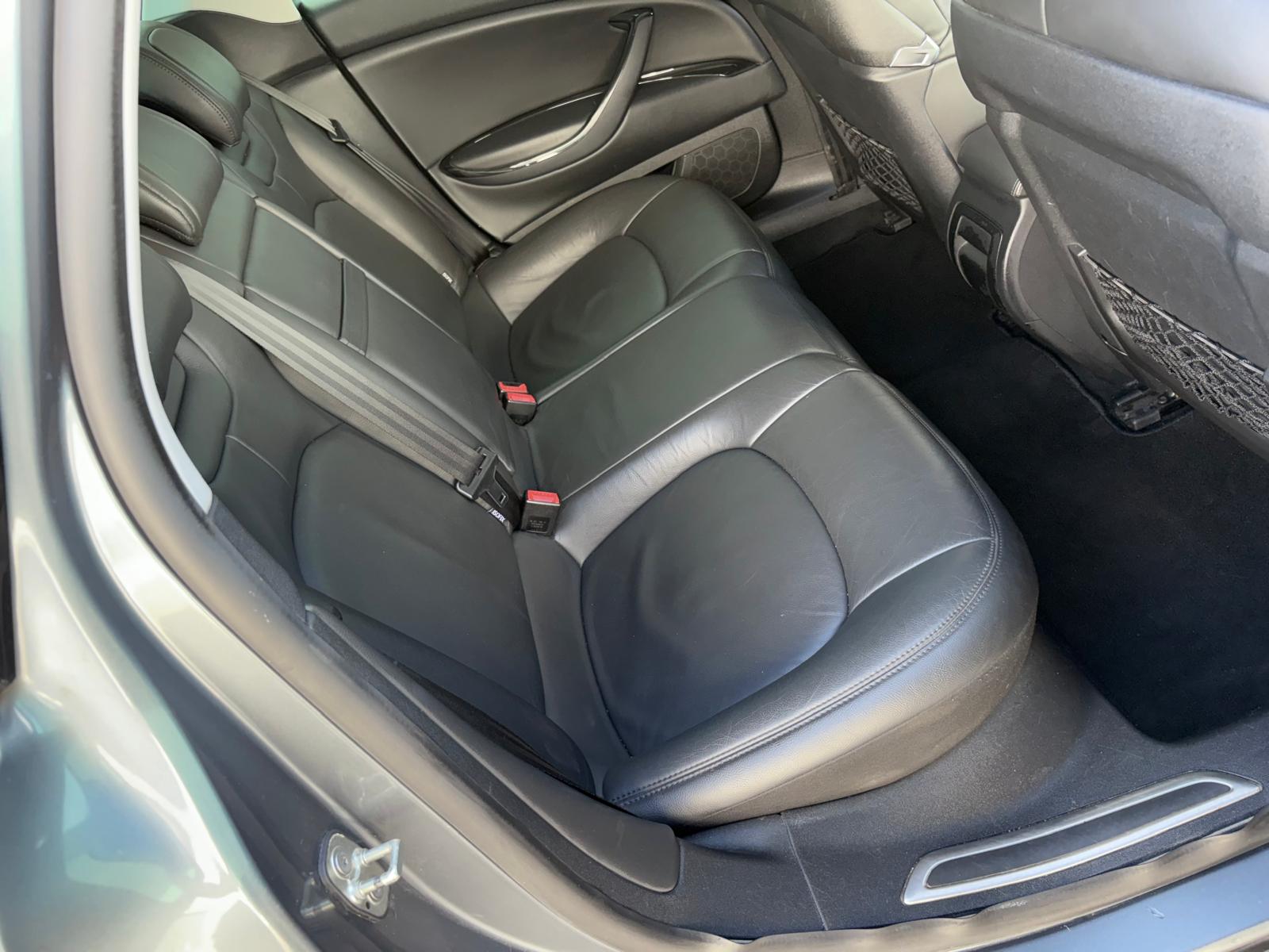CITROEN C5 Tourer 2.2 HDi Exclusive Automatic-image-12