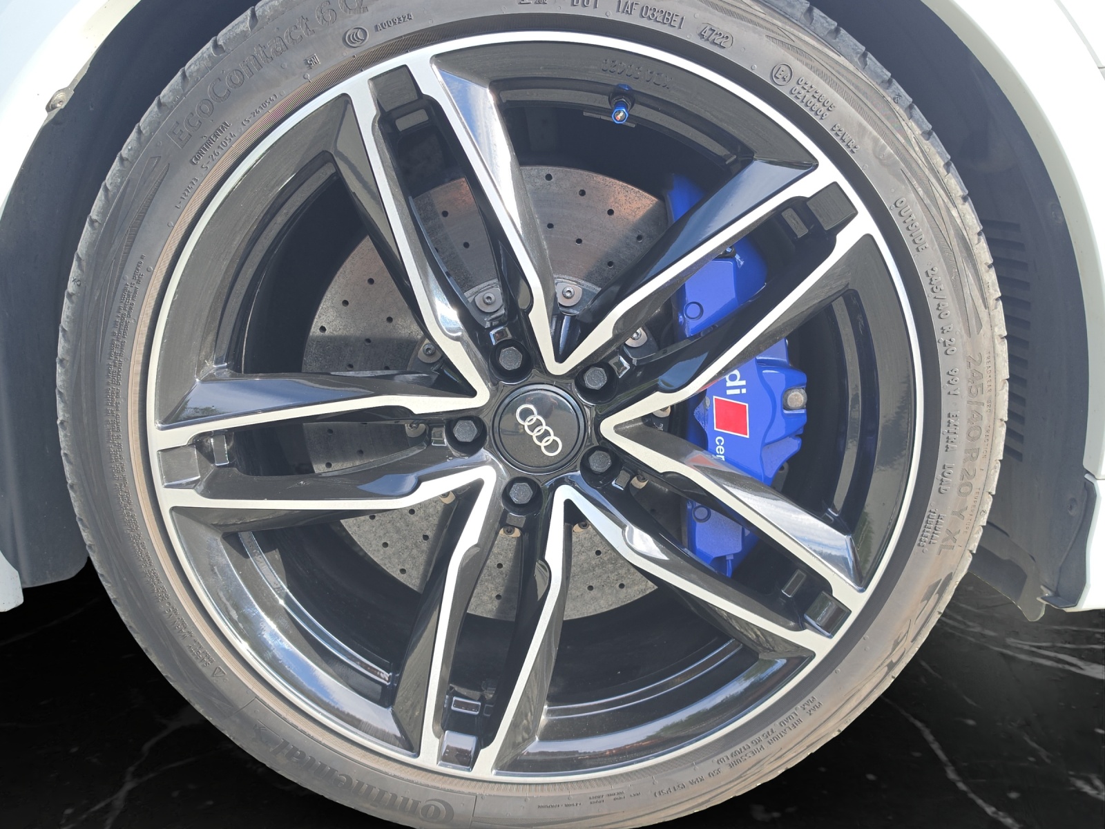 AUDI RS Q3 Sportback quattro S tronic-image-14