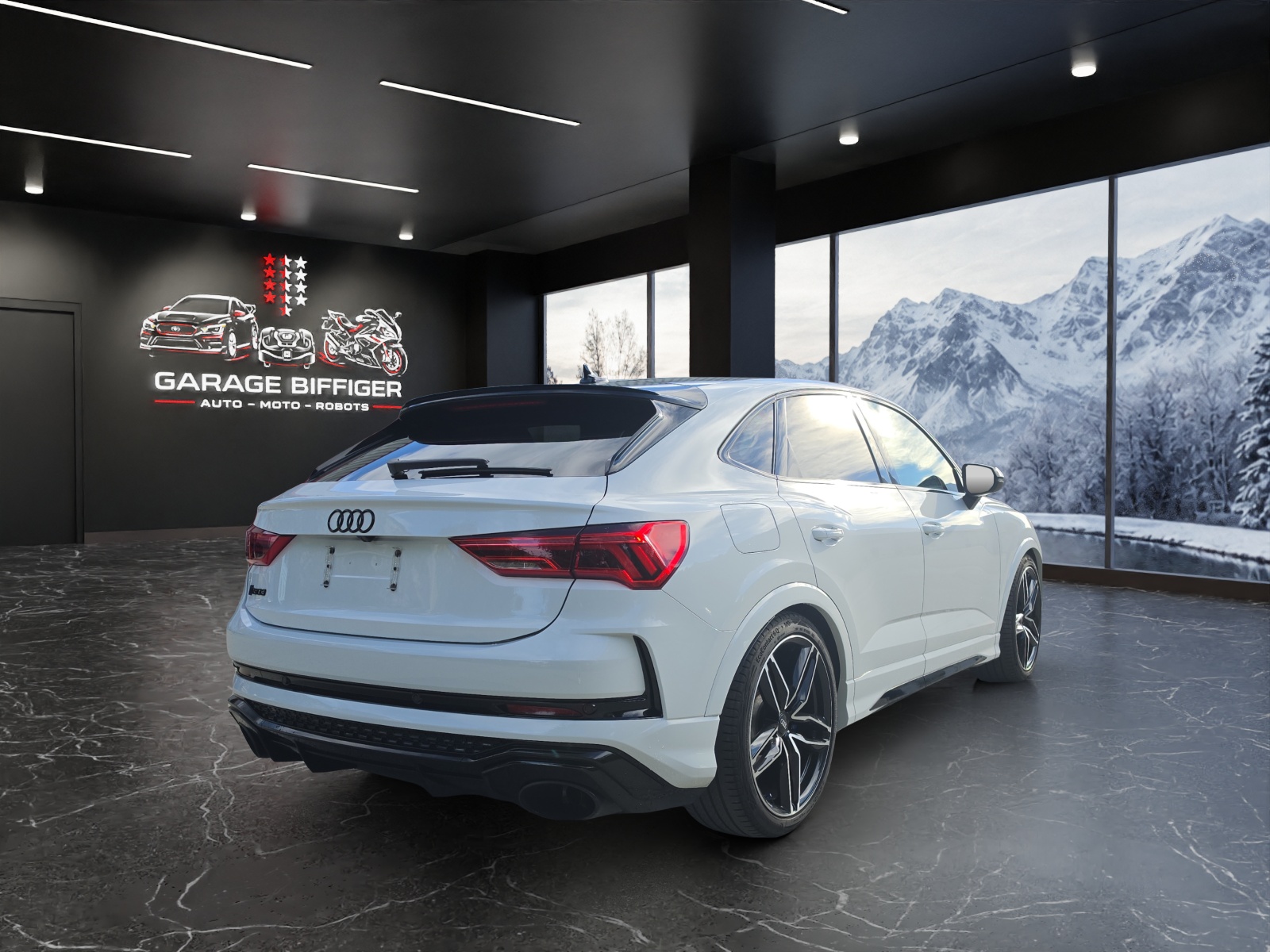AUDI RS Q3 Sportback quattro S tronic-image-4
