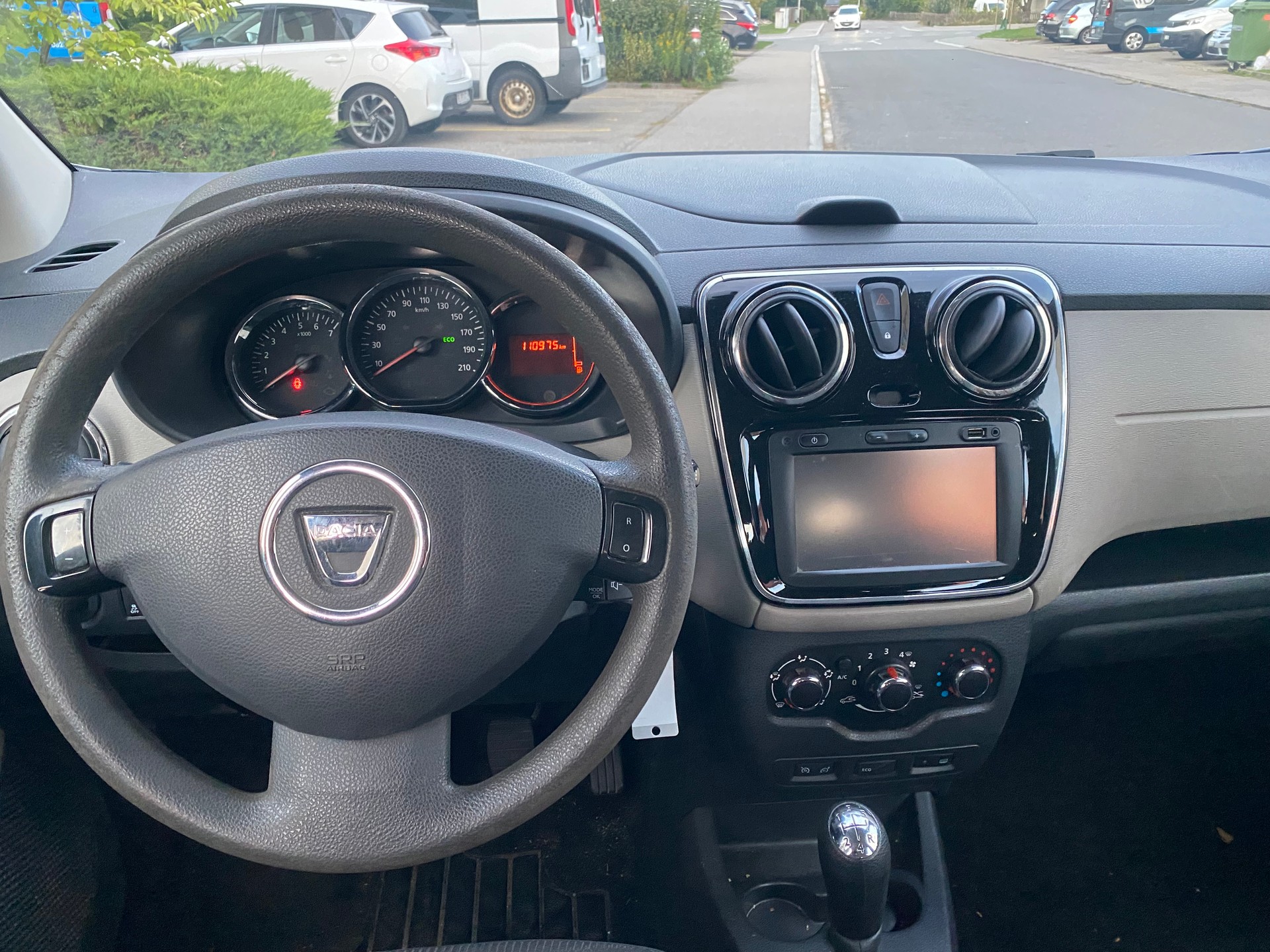 DACIA Lodgy 1.2 Turbo Ambiance 5PL-image-5