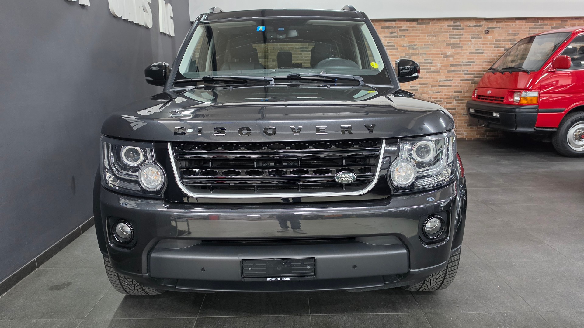 LAND ROVER Discovery 3.0 SDV6 HSE Automatic-image-17