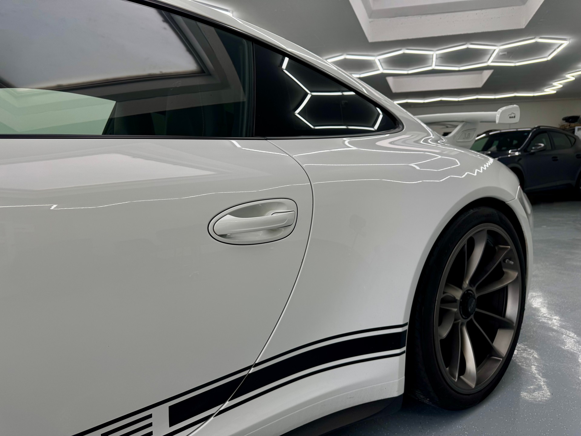 PORSCHE 911 GT3 PDK-image-11