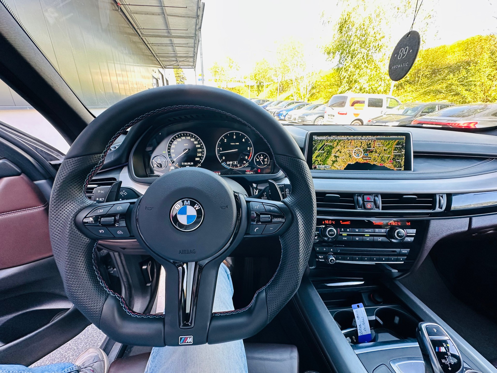 BMW X5 xDrive M50d Steptronic-image-12