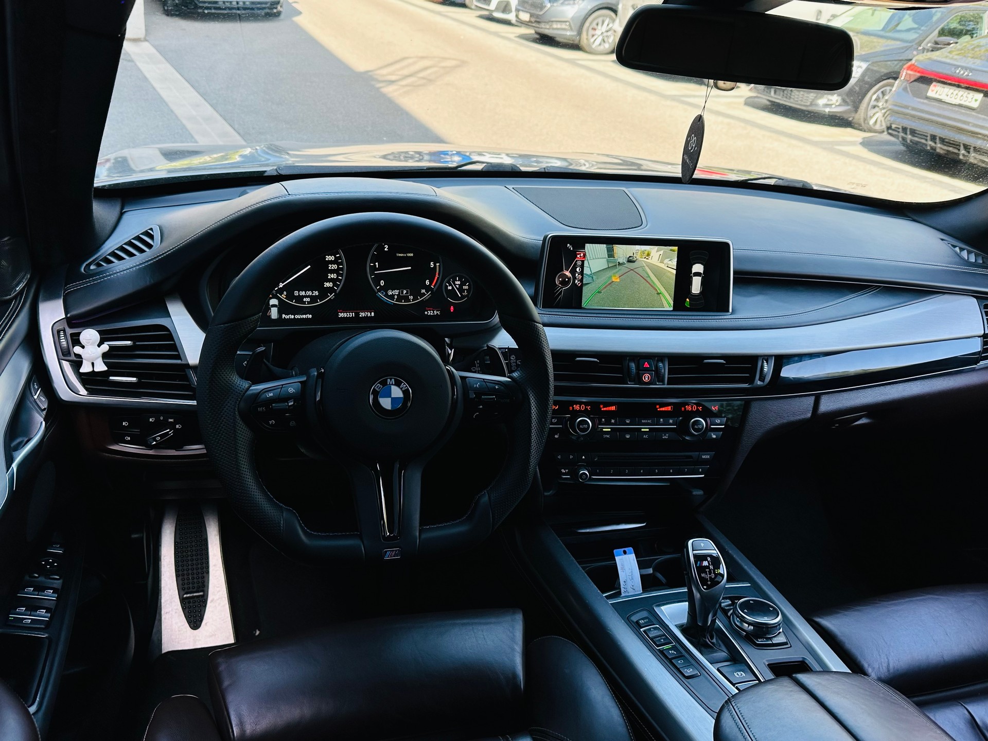 BMW X5 xDrive M50d Steptronic-image-13