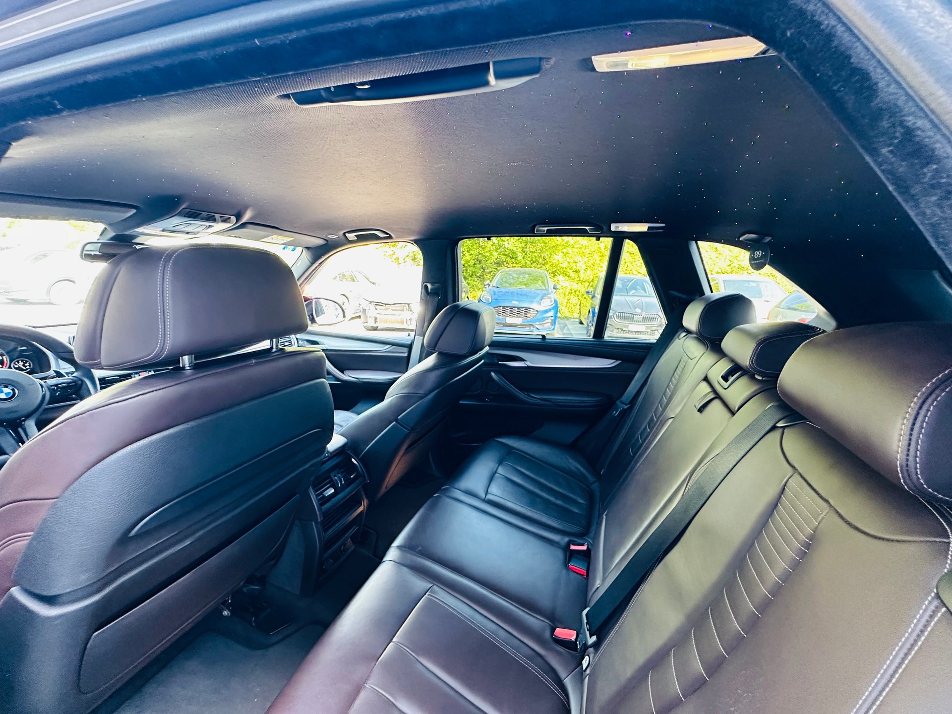 BMW X5 xDrive M50d Steptronic-image-11
