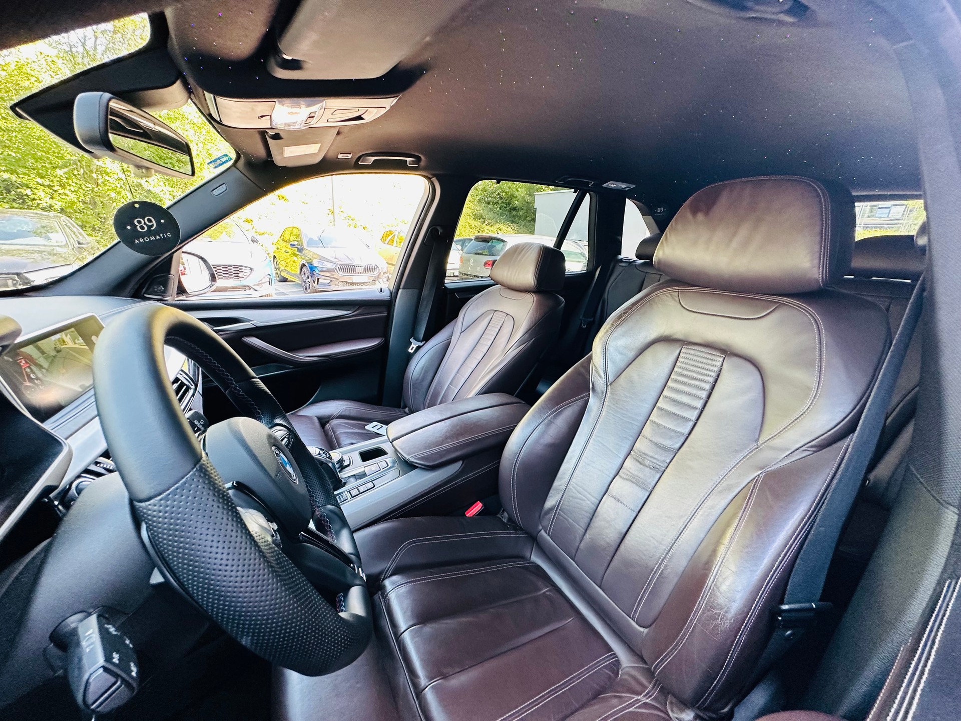 BMW X5 xDrive M50d Steptronic-image-10