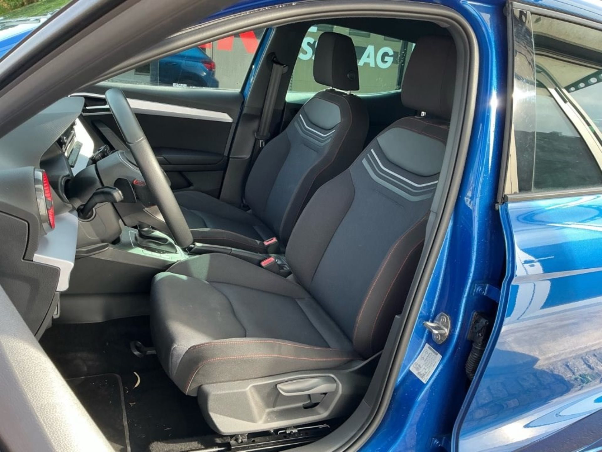 SEAT Ibiza 1.0 TSI DSG FR *** SPURHALTEASSISTENT & TEMPOMAT ***-image-7