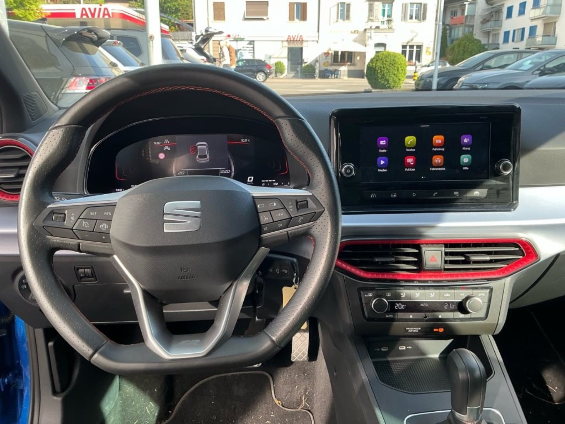 SEAT Ibiza 1.0 TSI DSG FR *** SPURHALTEASSISTENT & TEMPOMAT ***-image-8