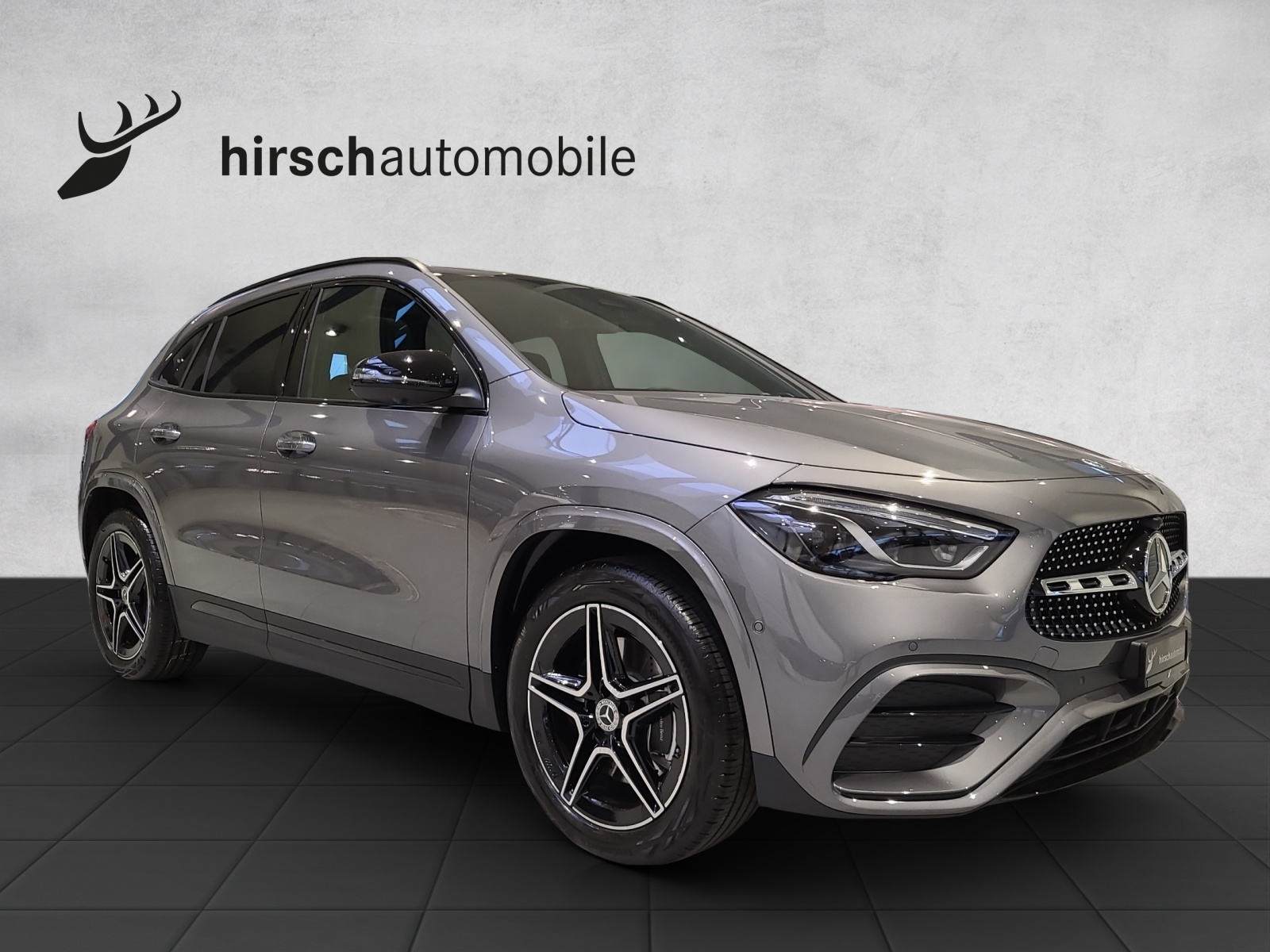 MERCEDES-BENZ GLA 250 4matic AMG Line-image-11
